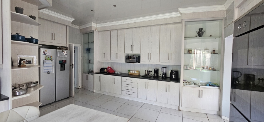 3 Bedroom Property for Sale in Verwoerdpark Northern Cape